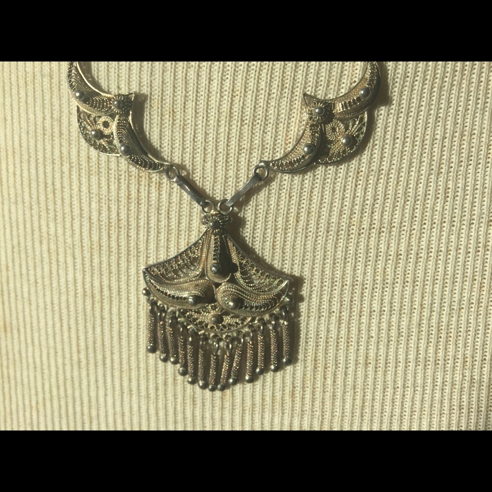Vintage Yemeni Silver Necklace- Stunning - Picture 4 of 10